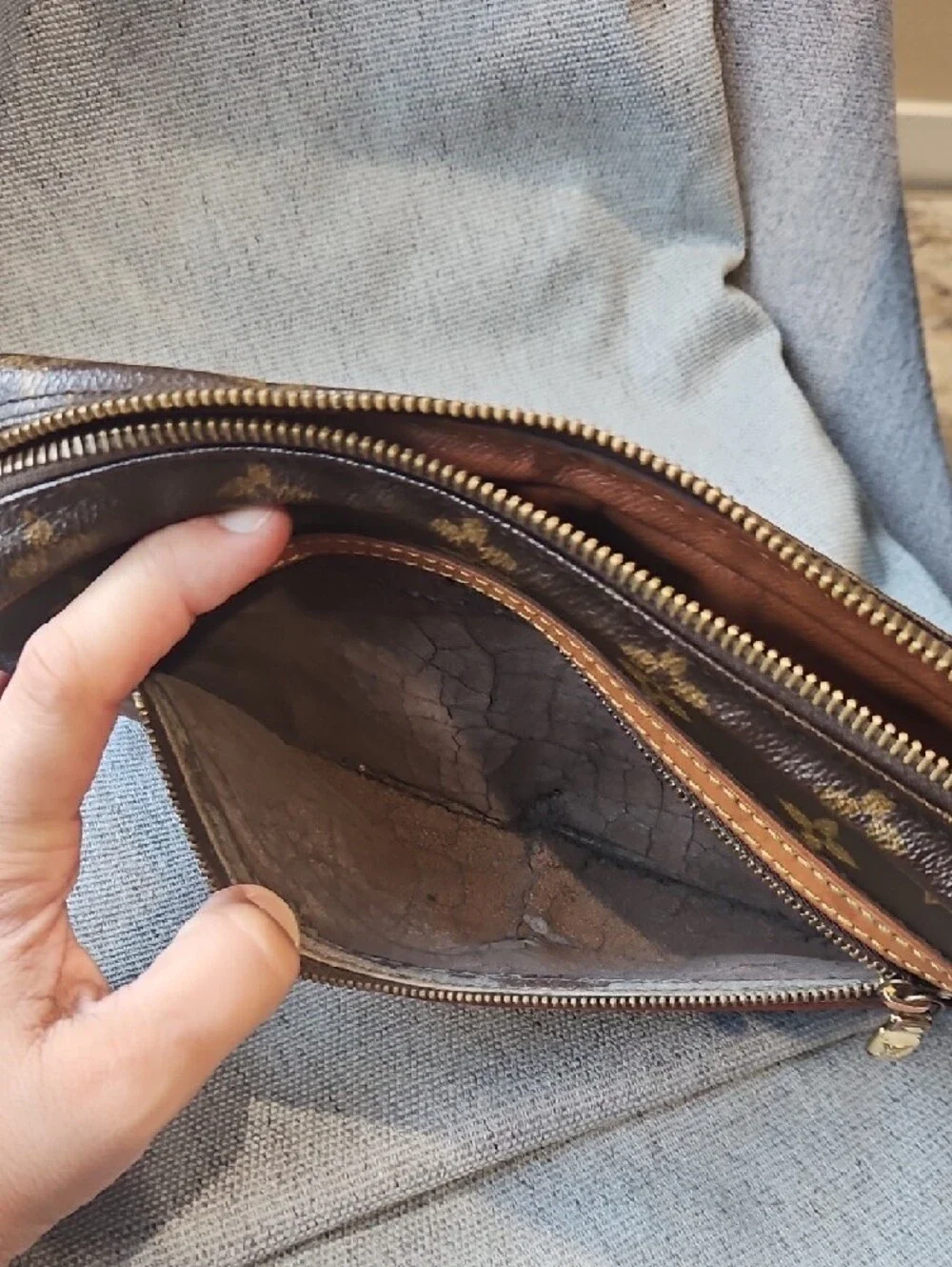 Louis Vuitton Monogram Canvas Toiletry Pouch in Brown and Tan - Picture 8 of 8